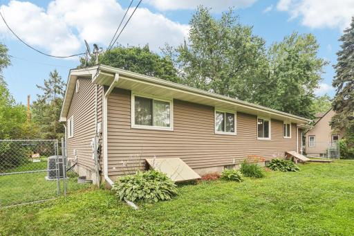 1683 3rd Avenue, Newport, MN 55055