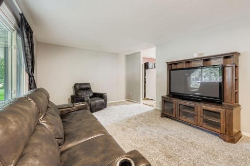 1683 3rd Avenue, Newport, MN 55055