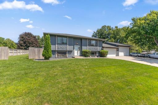 4816 W 141st Street, Savage, MN 55378