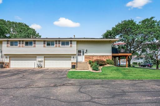 4173 Sylvia Lane S, Shoreview, MN 55126