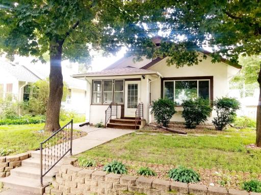 3233 32nd Avenue S, Minneapolis, MN 55406