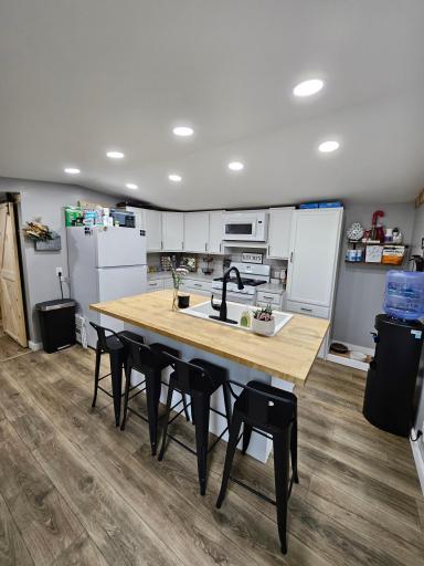 205 8th Street E, Herman, MN 56248