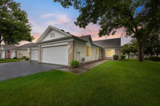 9269 Prairieview Trail N, Champlin, MN 55316