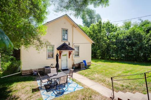 1501 Vincent Avenue N, Minneapolis, MN 55411