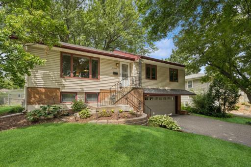 2240 Pennsylvania Avenue S, Minneapolis, MN 55426