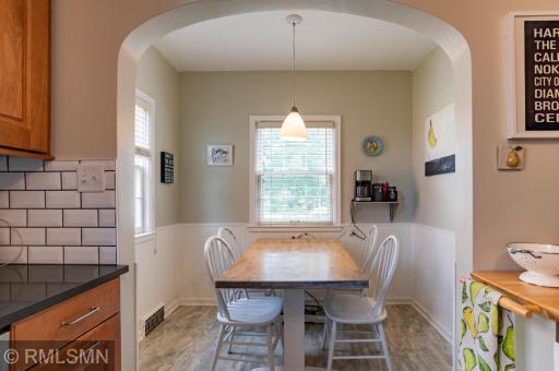 708 Minnehaha Parkway E, Minneapolis, MN 55417
