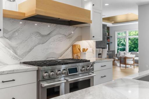 Signature Kitchen Suite Gas Range