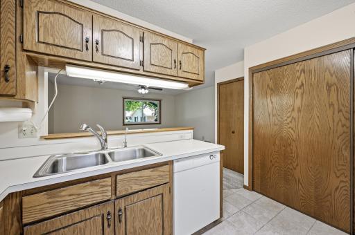 7534 15th Street Lane N, Saint Paul, MN 55128