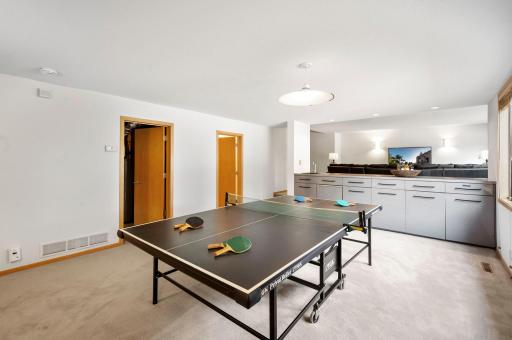 11886 Tapestry Lane, Minnetonka, MN 55305