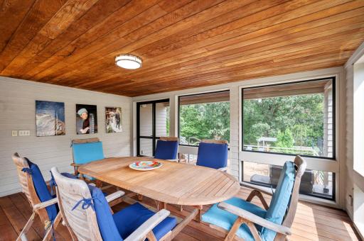 11886 Tapestry Lane, Minnetonka, MN 55305