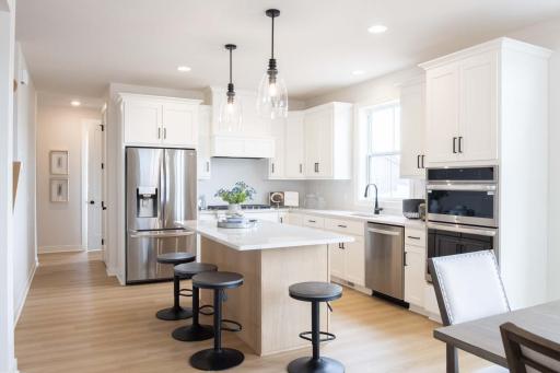Photo taken from previous model with a similar floorplan. While similar, some options shown in the picture may not be included in this pricing. Please ask for a detailed list of included features for this listing.