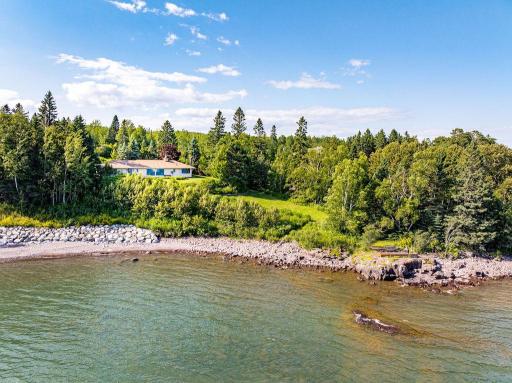 2798 Highway 61, Two Harbors, MN 55616
