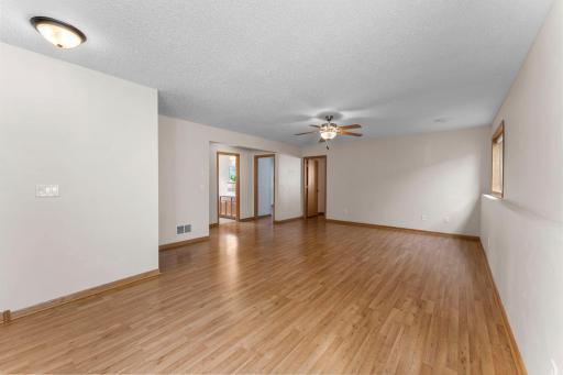 223 Hurley Street E, Saint Paul, MN 55118