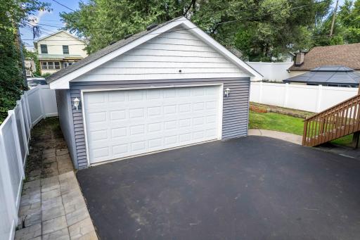 223 Hurley Street E, Saint Paul, MN 55118