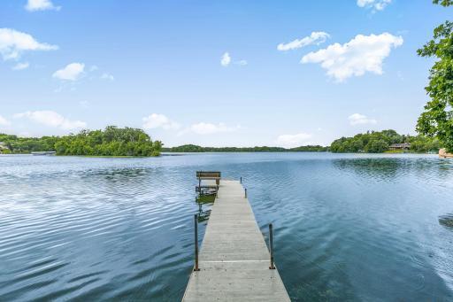 Welcome to the Horseshoe Chain- 14 connected lakes and 2,850 Acres of water!