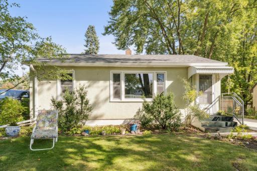 1854 Barclay Street, Saint Paul, MN 55109