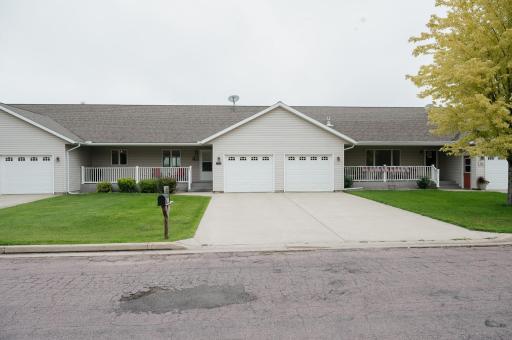 118 E 5th Street N, Truman, MN 56088