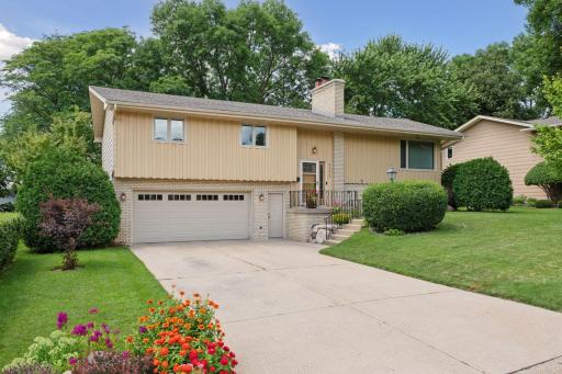 7212 Glouchester Drive, Minneapolis, MN 55435