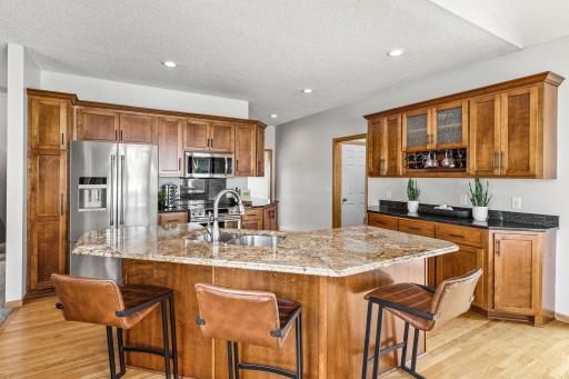 14318 Footbridge Way, Saint Paul, MN 55124