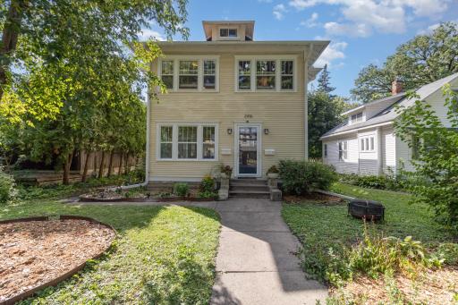 2416 34th Avenue S, Minneapolis, MN 55406