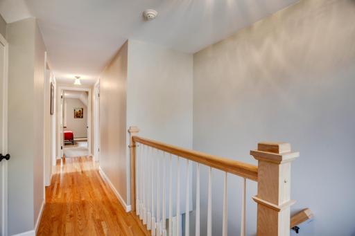 560 Saratoga Street S, Saint Paul, MN 55116