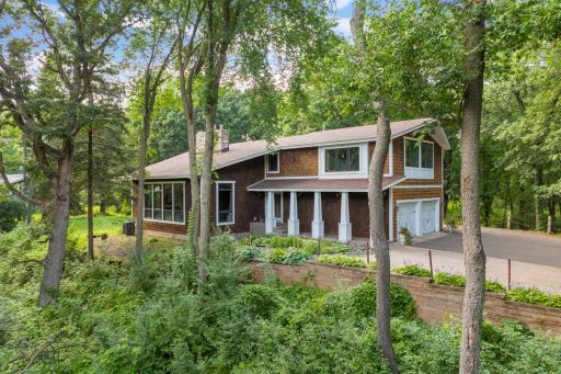 1 Partridge Lane, North Oaks, MN 55127