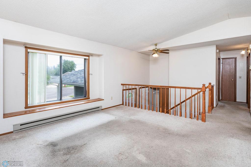 Open railing to lower level