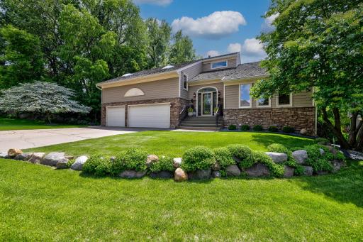 9378 Olympia Drive, Eden Prairie, MN 55347