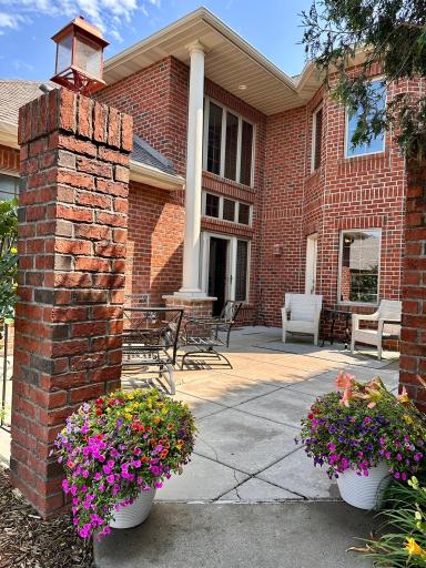 245 W Canyon Drive, Hudson, WI 54016