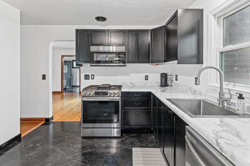 5670 Main Street W, Maple Plain, MN 55359