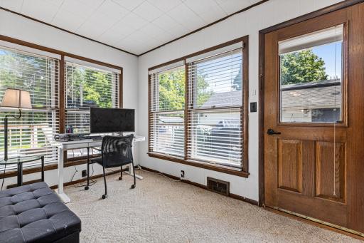 5670 Main Street W, Maple Plain, MN 55359