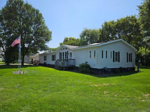 204 W Sidney Street W, Morristown, MN 55052