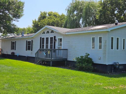 204 W Sidney Street W, Morristown, MN 55052