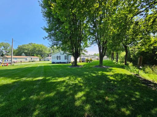 204 W Sidney Street W, Morristown, MN 55052