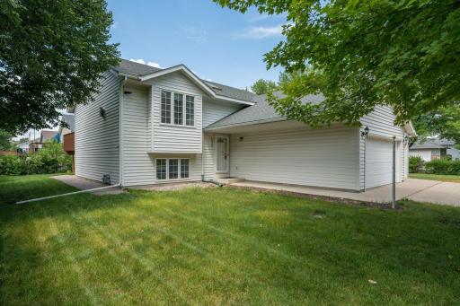 1670 Castle Drive, North Mankato, MN 56003