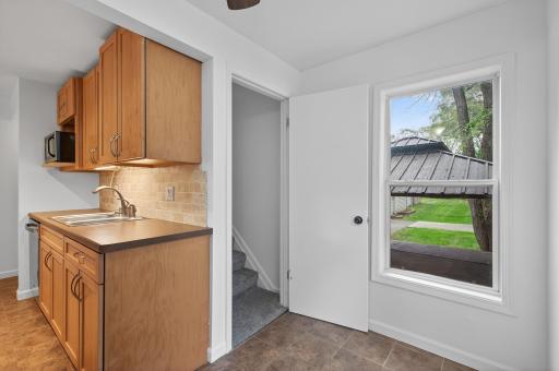 7221 E River Road, Fridley, MN 55432