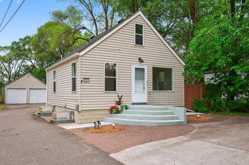 7221 E River Road, Fridley, MN 55432