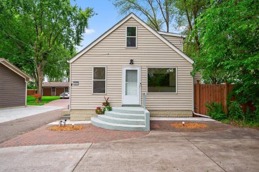 7221 E River Road, Fridley, MN 55432