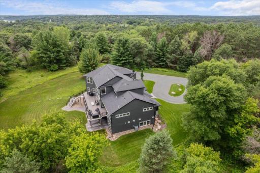 9533 Otchipwe Avenue N, Stillwater, MN 55082