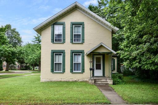 Photo for 403 W Broadway Street, Winona, MN 55987 - listing #6758433 403 W Broadway Street, Winona, MN 55987