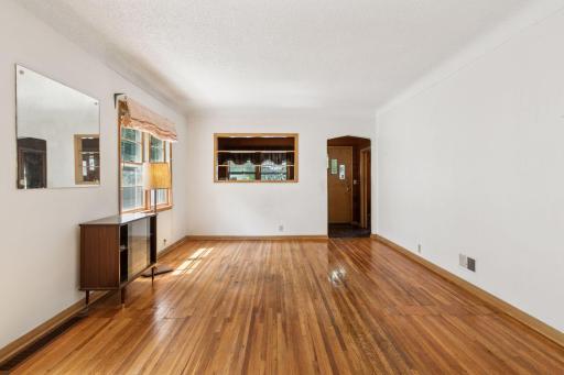 3930 Bryant Avenue N, Minneapolis, MN 55412