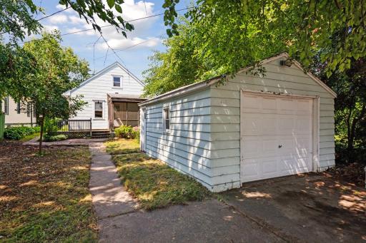 3930 Bryant Avenue N, Minneapolis, MN 55412