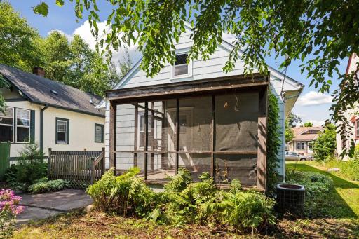 3930 Bryant Avenue N, Minneapolis, MN 55412