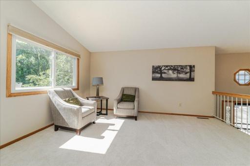 07-Living Room.jpg