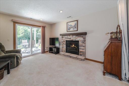 28-Family Room.jpg