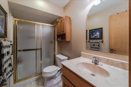 35-Bathroom.jpg