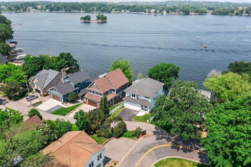 3868 Green Heights Trail SW, Prior Lake, MN 55372