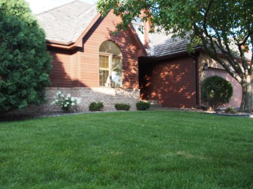 10820 57th Avenue N, Minneapolis, MN 55442