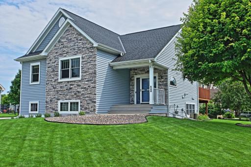 540 S Creek Drive N, Champlin, MN 55316