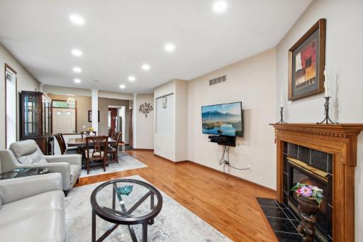 14650 Bloomfield Path, Rosemount, MN 55068